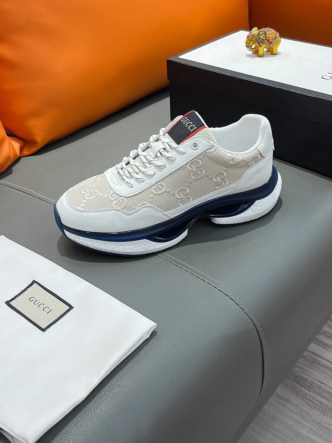 Men's shoes GUCCI "Gucci" P440 Regular size: 38-44 (casual shoes) Product materials: Selected cowhide upper, soft sheepskin lining; original outsole.